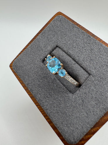 9ct rose gold topaz and diamond ring