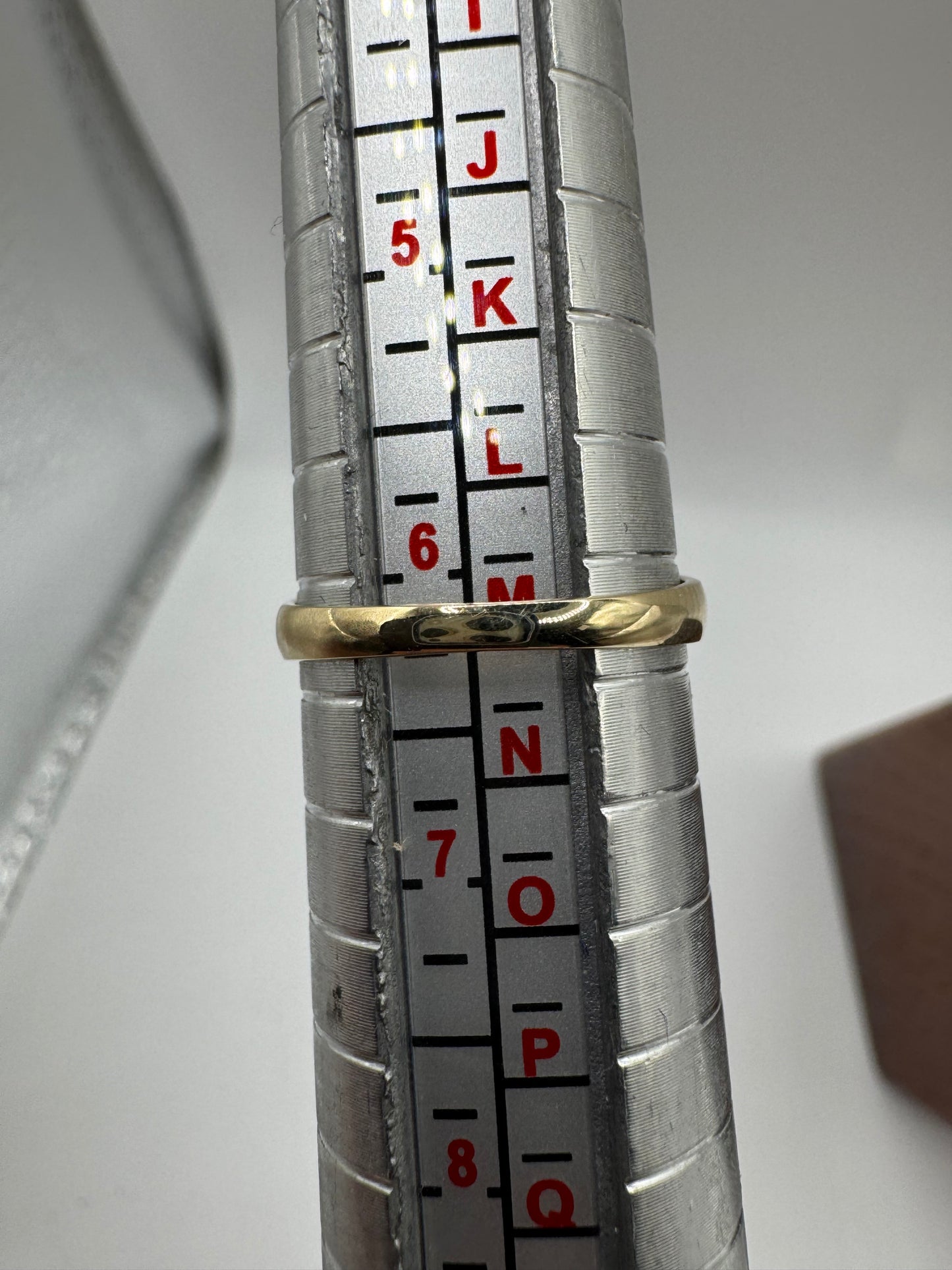 9ct gold ruby engraved gypsy ring