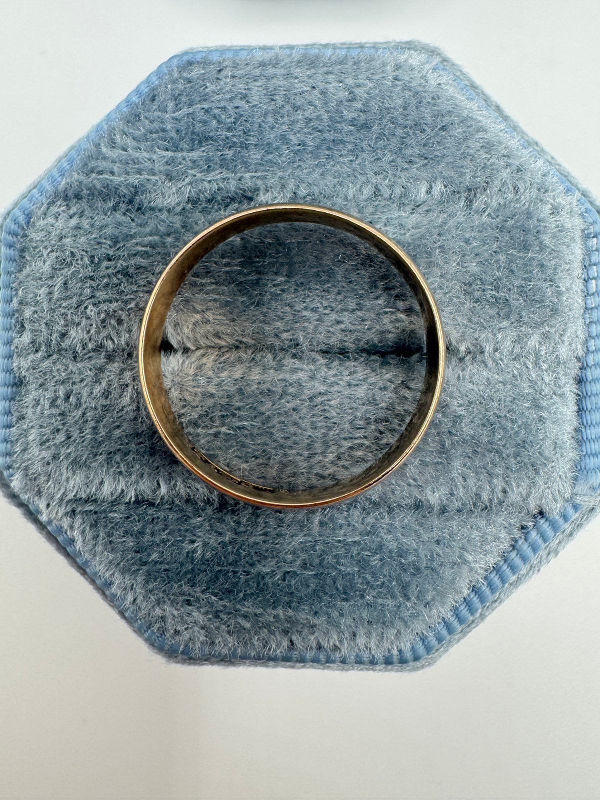 Antique 9ct rose gold band