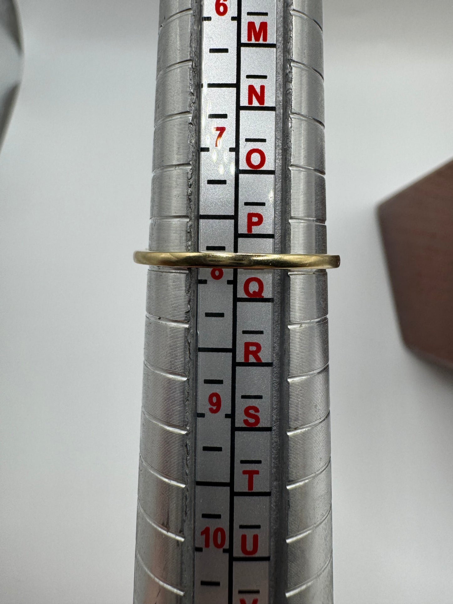 9ct gold blue topaz ring