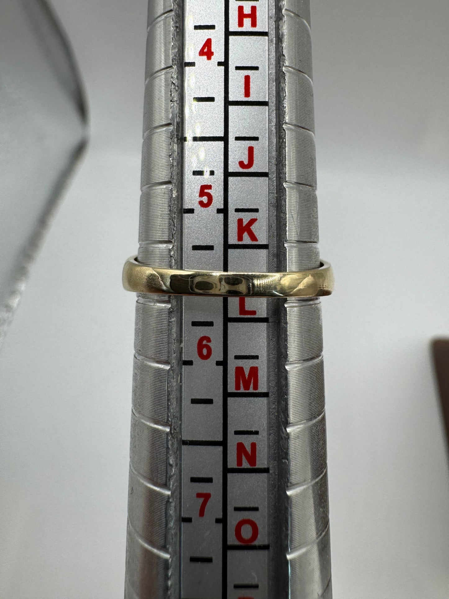 9ct gold garnet and diamond gypsy ring