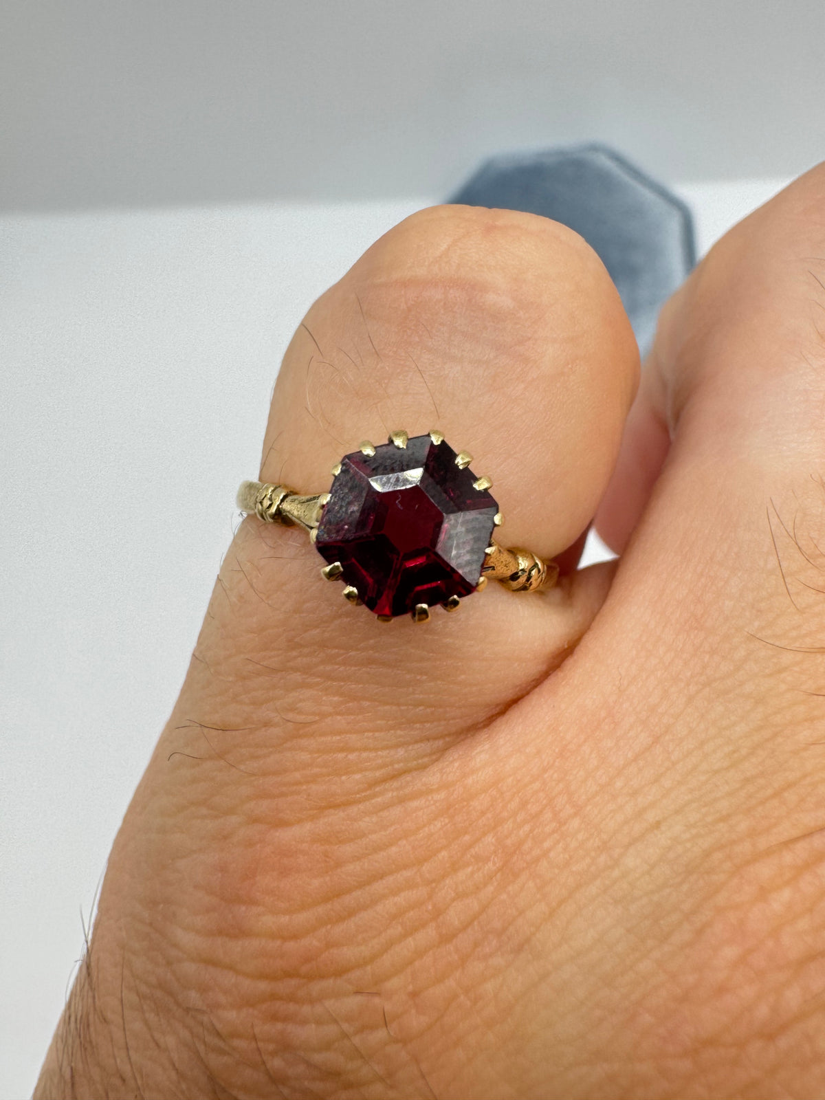 9ct gold tourmaline ring