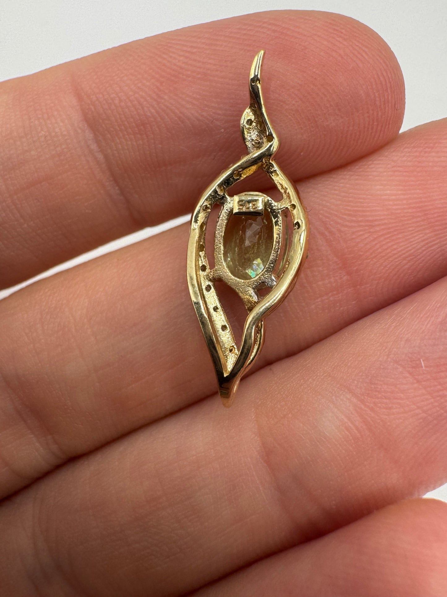 9ct gold tourmaline and diamond pendant