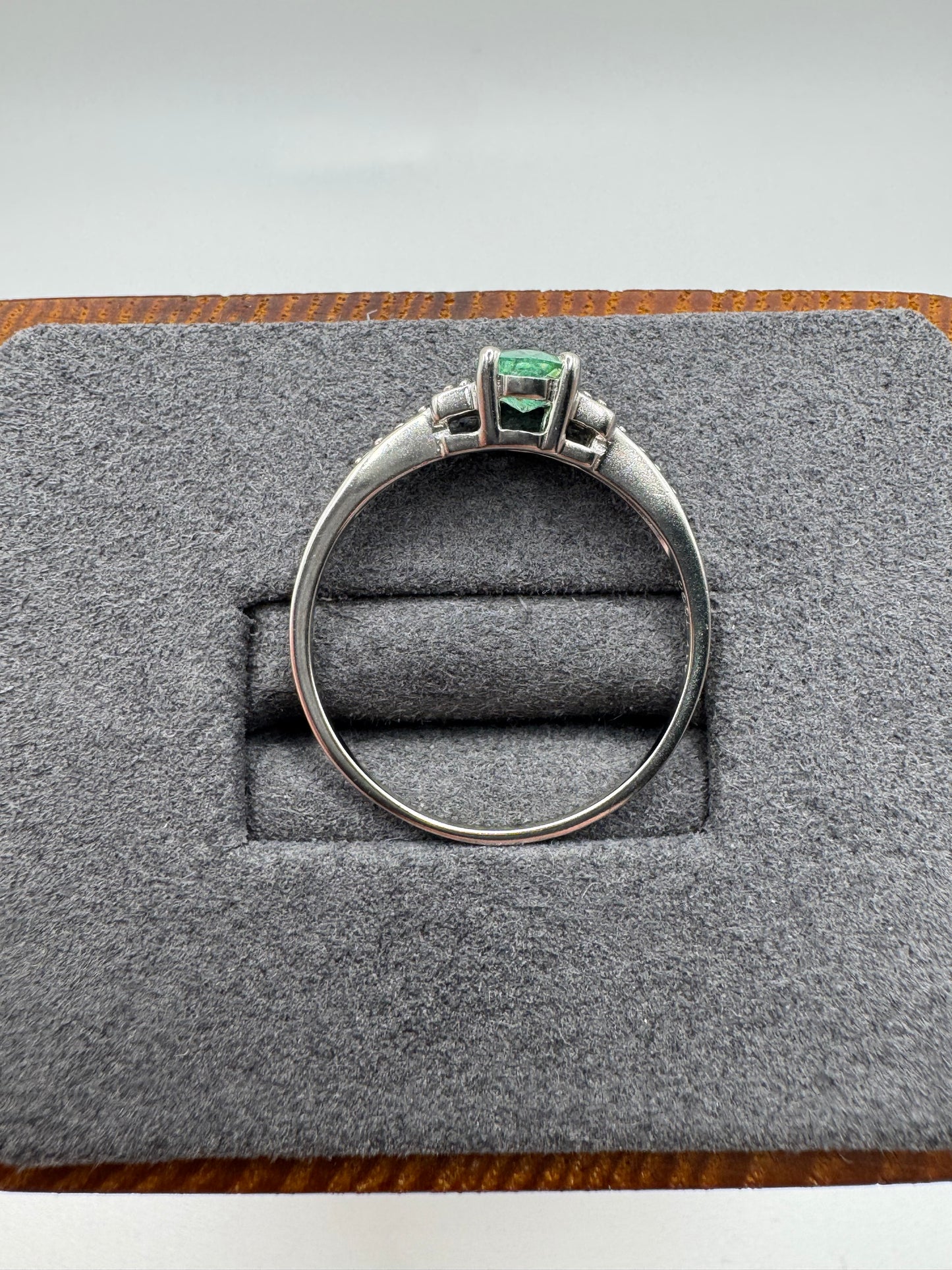 9ct white gold quartz and diamond ring