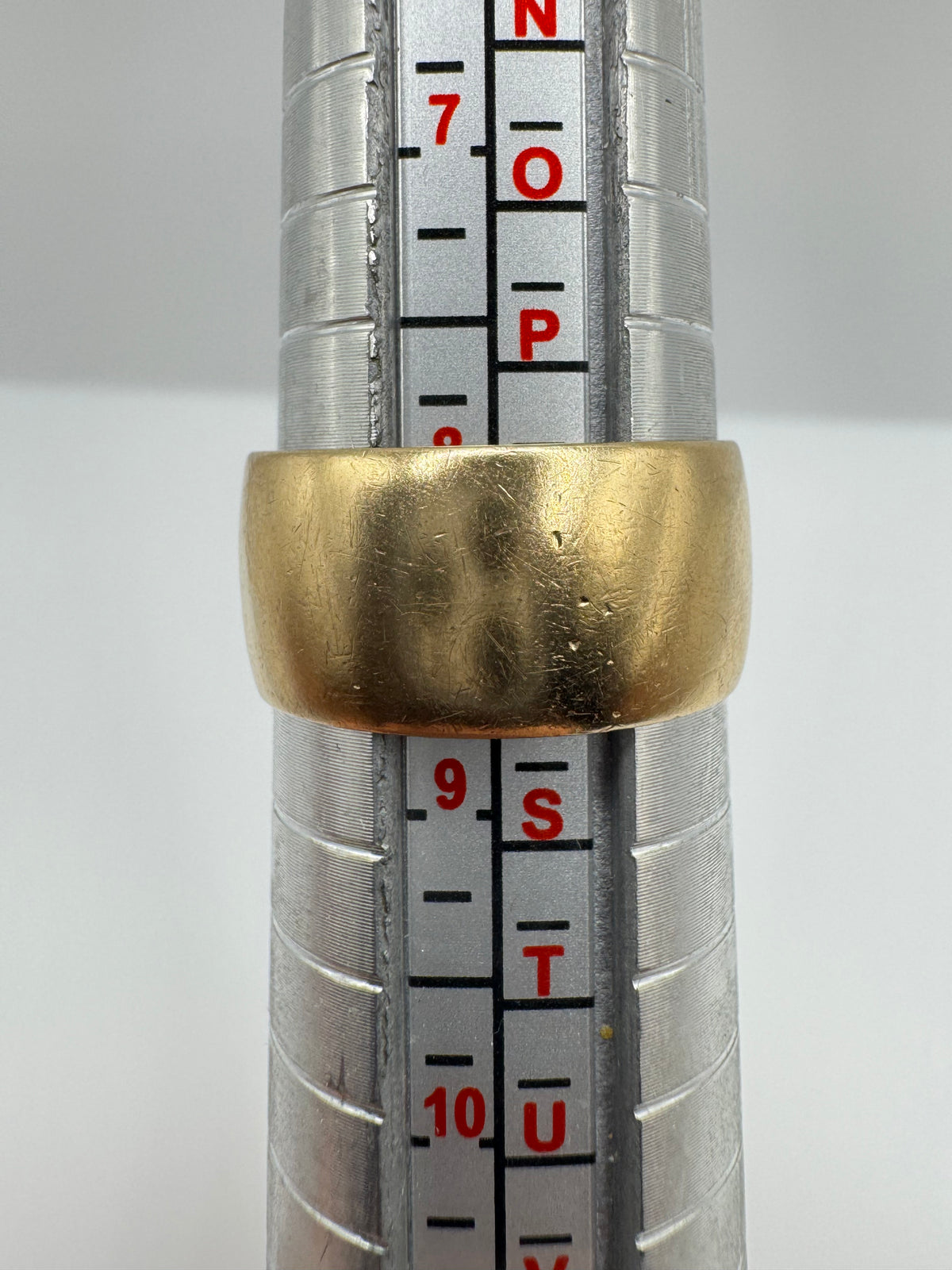 Heavy 9ct gold thick band