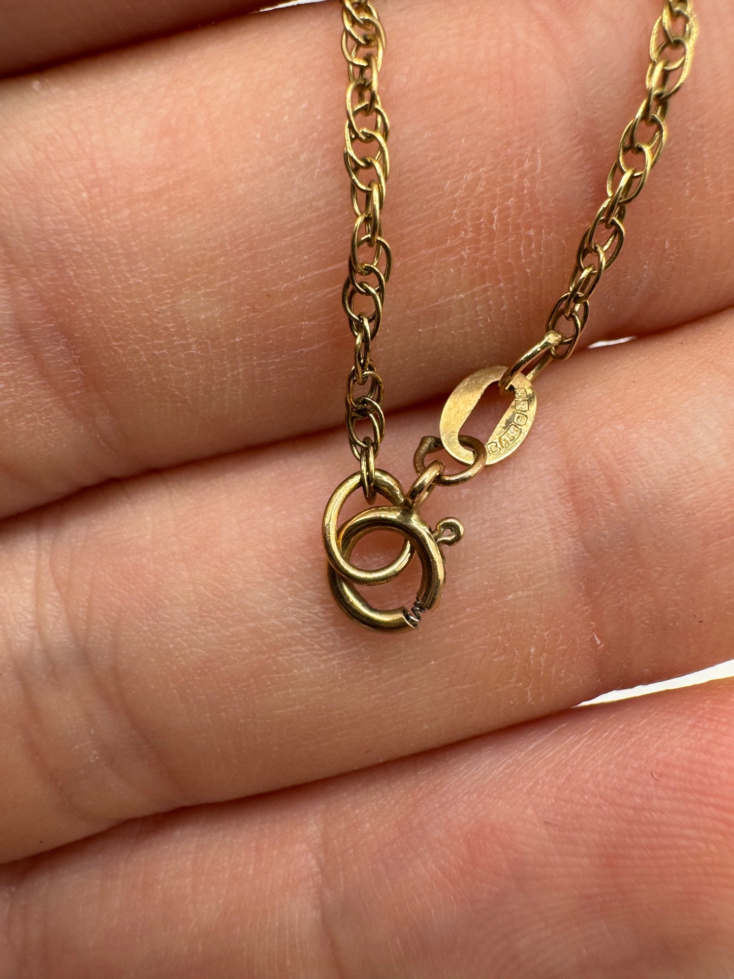 9ct gold chain 10 18”