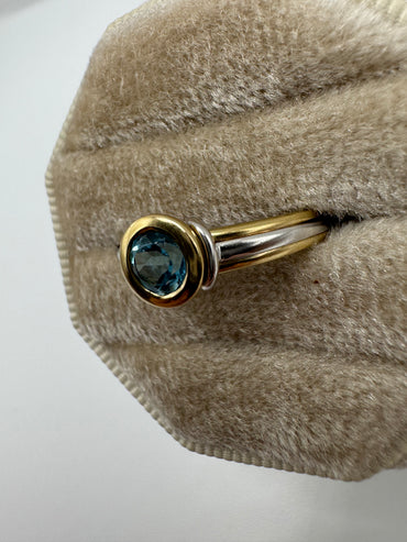 9ct two-tone gold topaz ring
