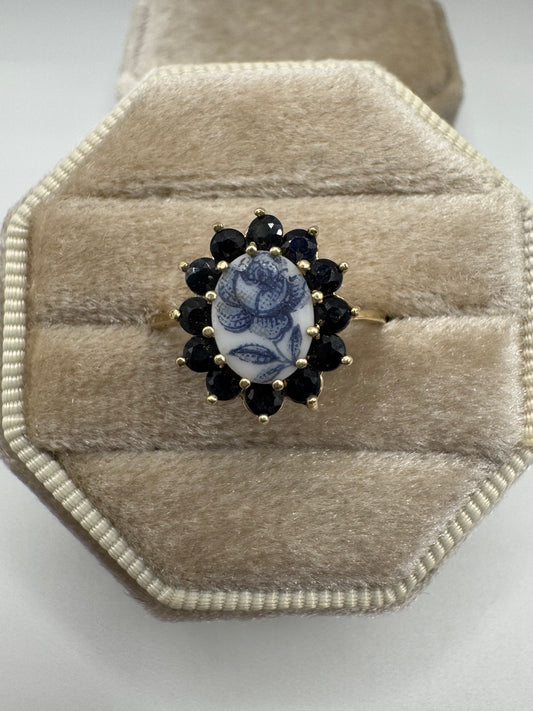9ct gold Limoges and sapphire ring