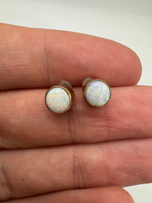 9ct gold opal earrings