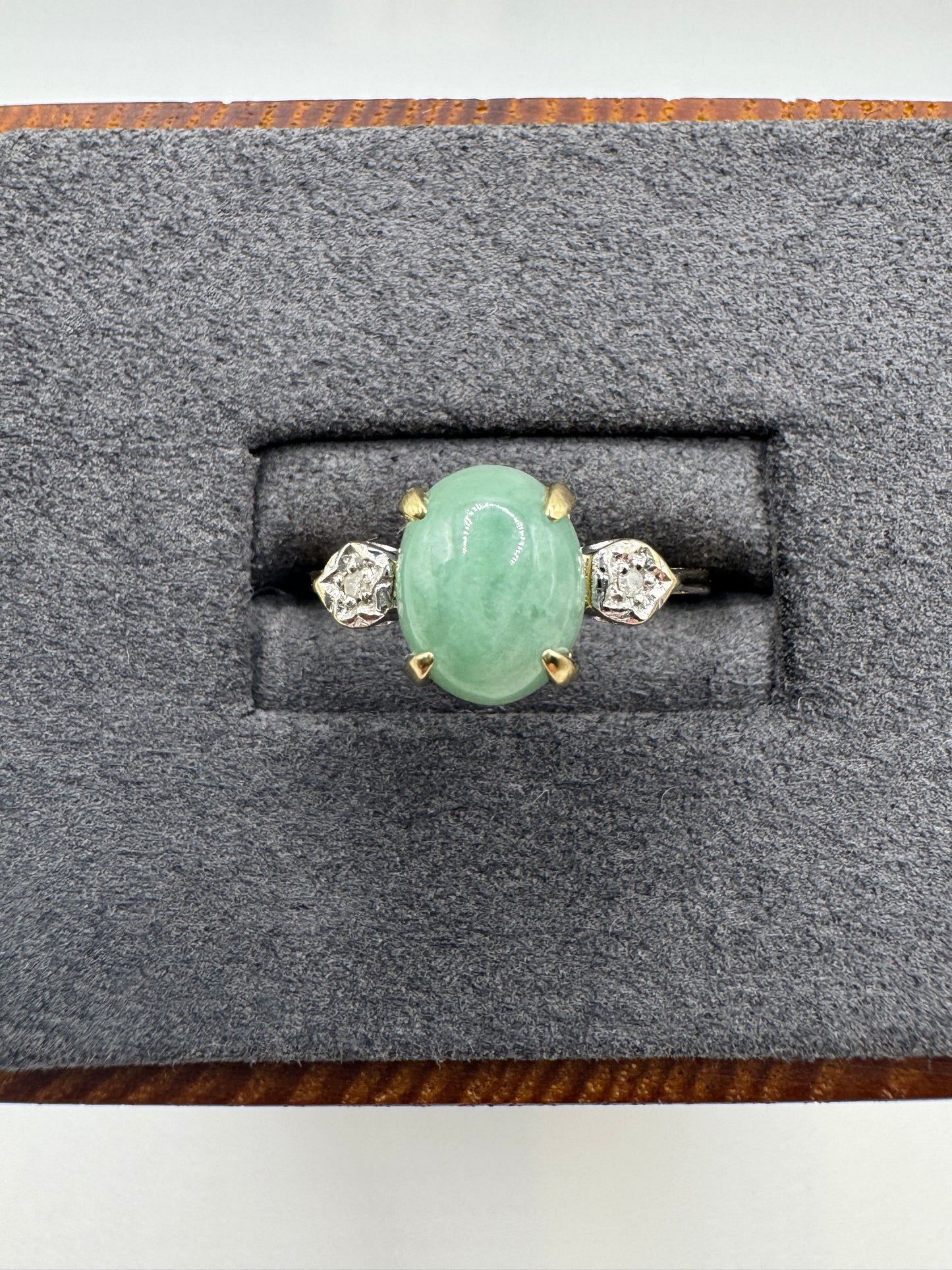 9ct gold jade and diamond ring