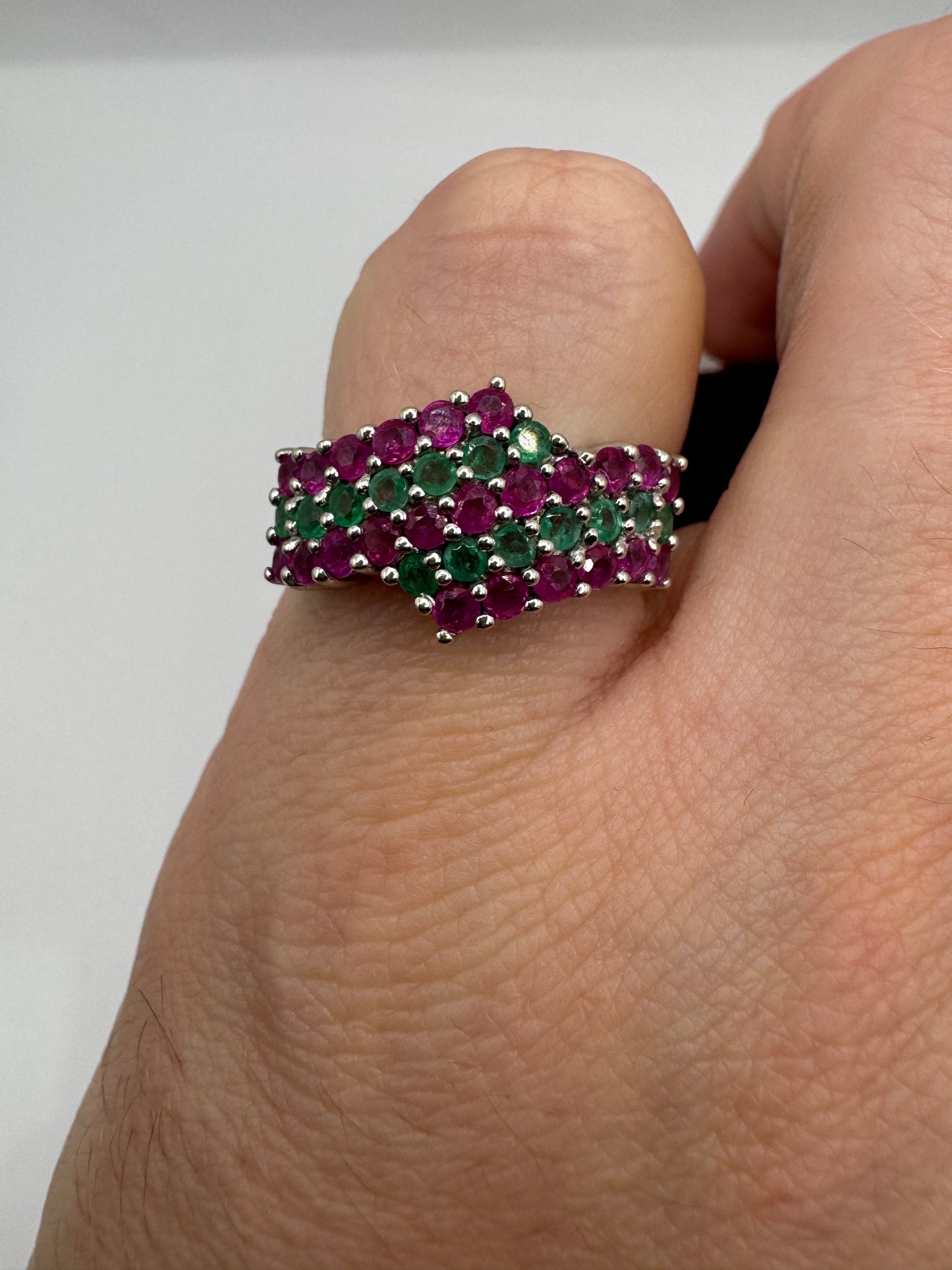 9ct white gold ruby and emerald ring