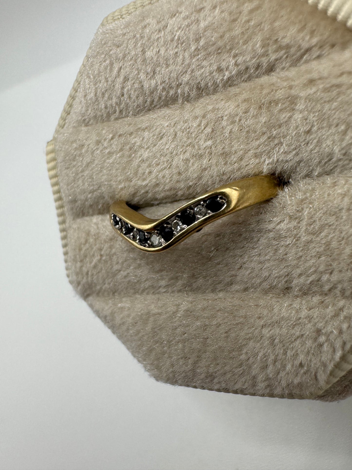 9ct gold sapphire and diamond wishbone ring