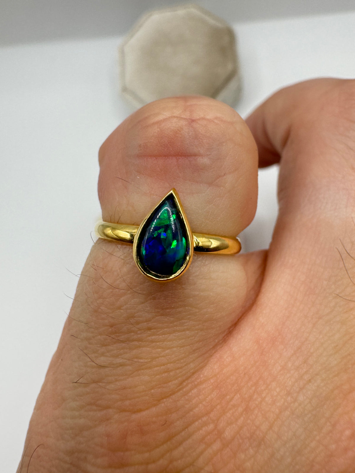 18ct gold black opal ring