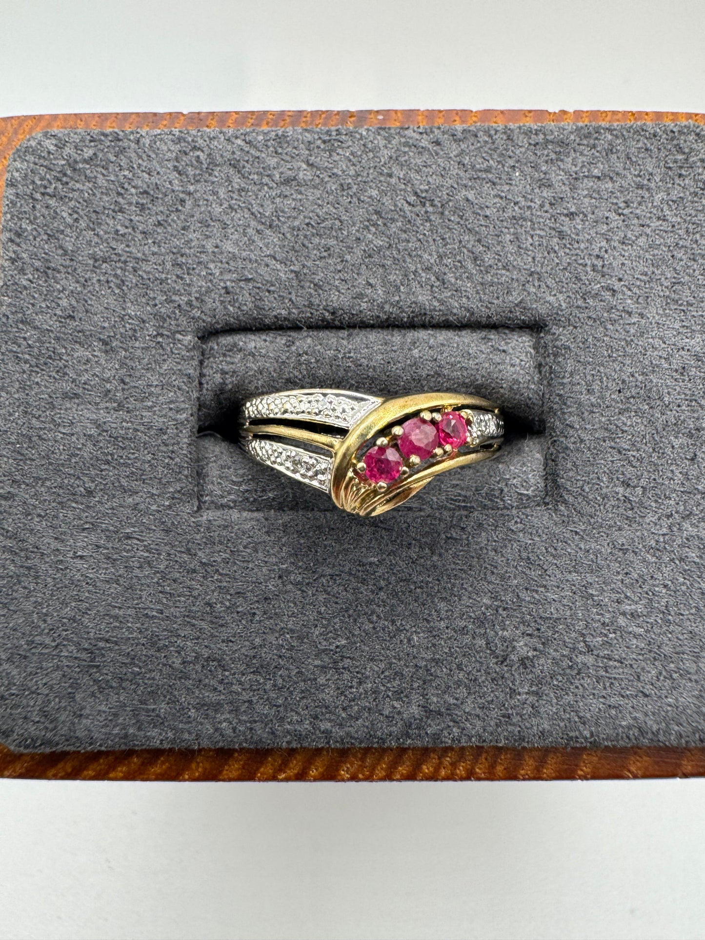 9ct gold ruby and diamond wishbone ring