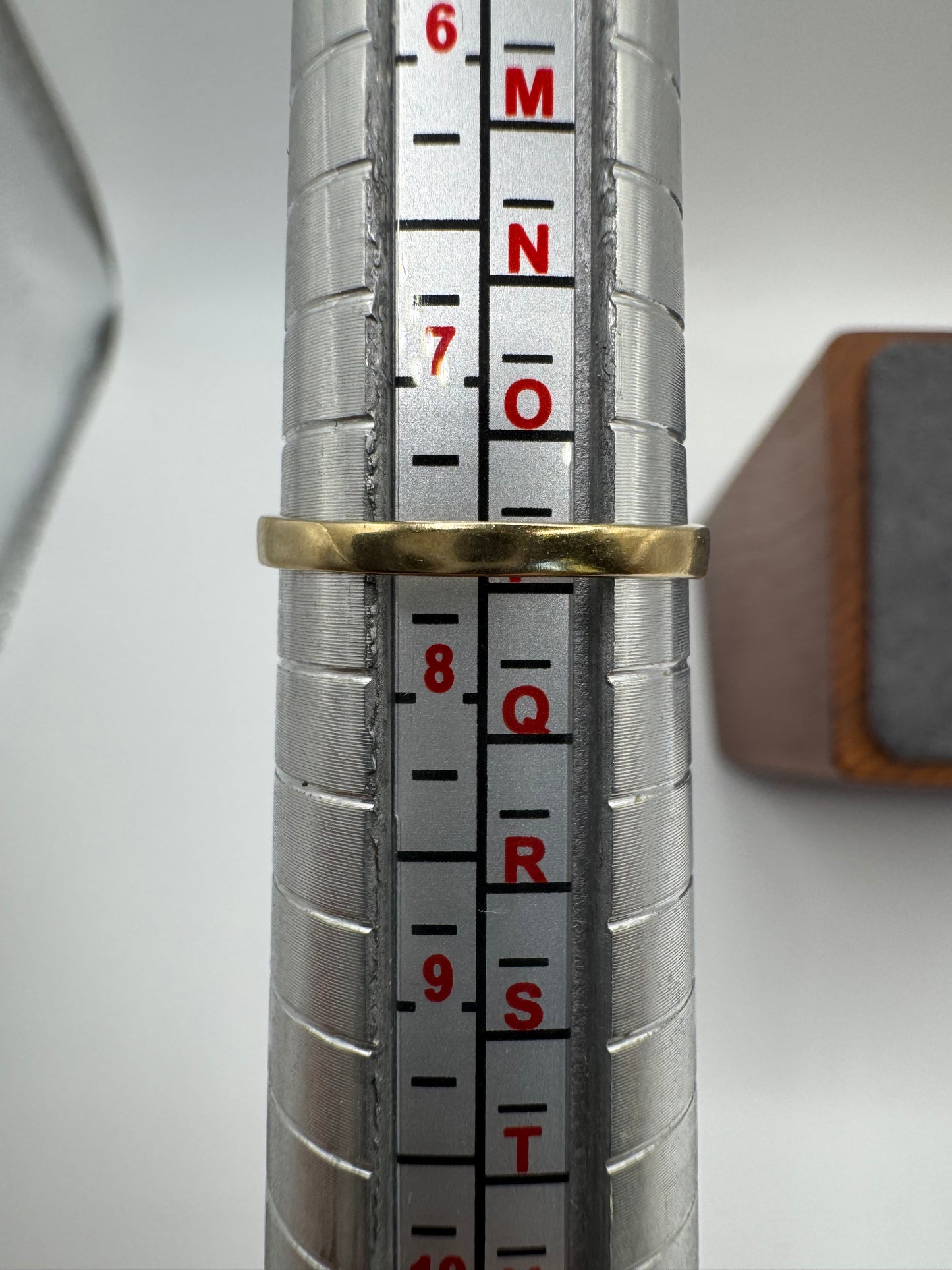 9ct gold ruby and diamond ring