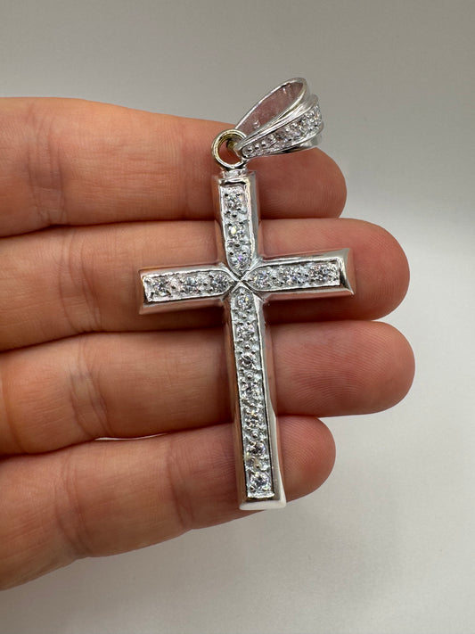 Silver cross pendant