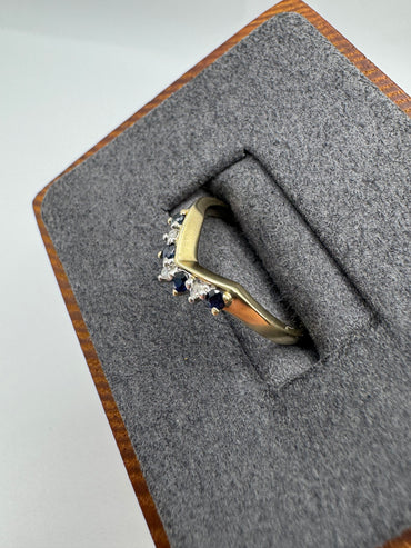9ct gold sapphire and diamond wishbone ring