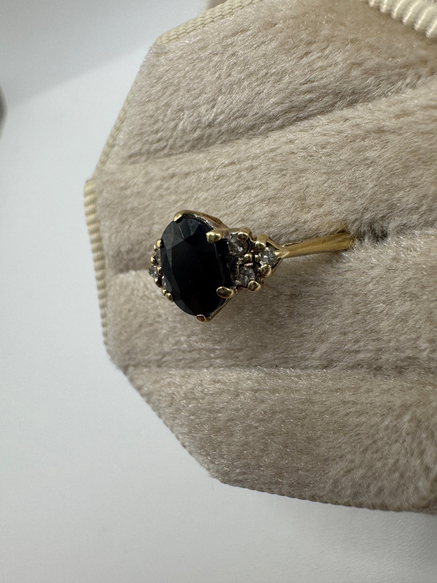 9ct gold sapphire and diamond ring