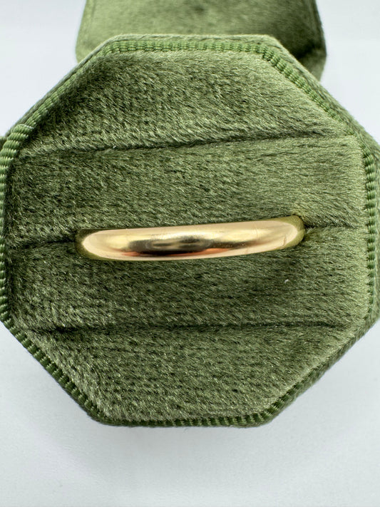 9ct gold plain band
