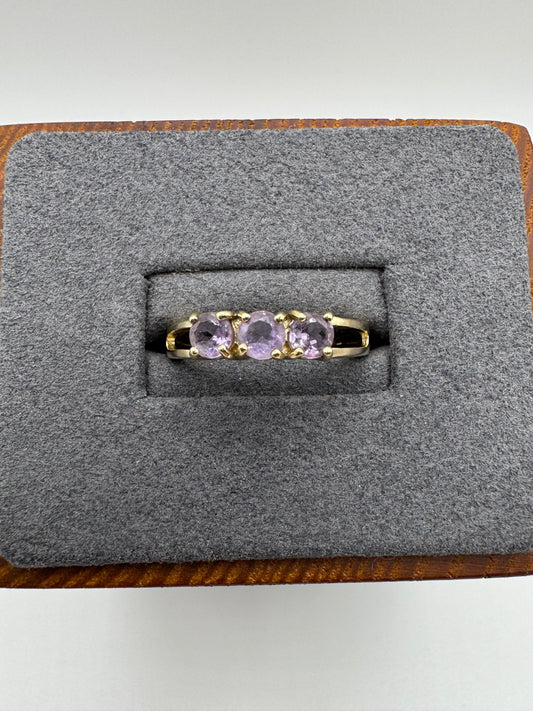 9ct gold amethyst ring