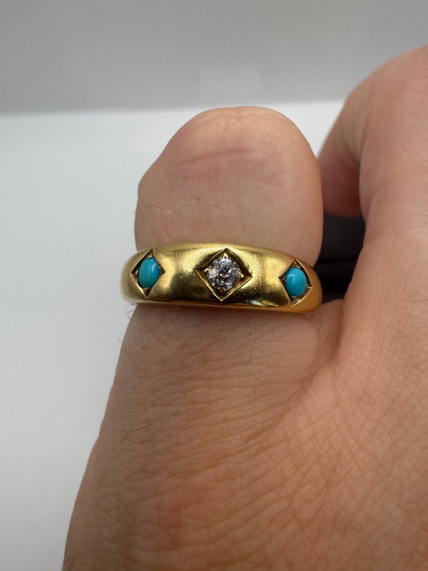 Heavy Antique 18ct gold turquoise and diamond gypsy ring