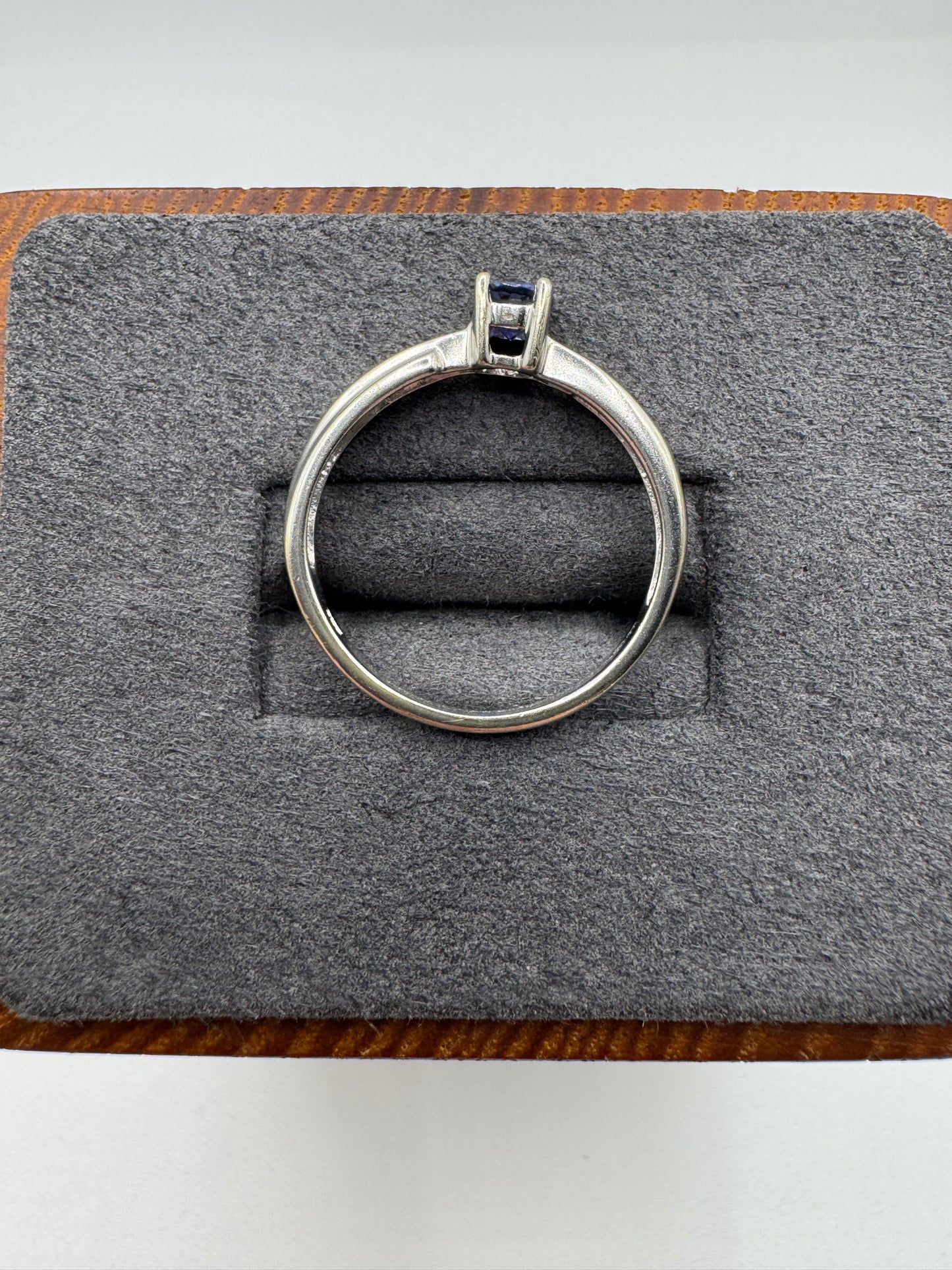 9ct white gold tanzanite and diamond ring