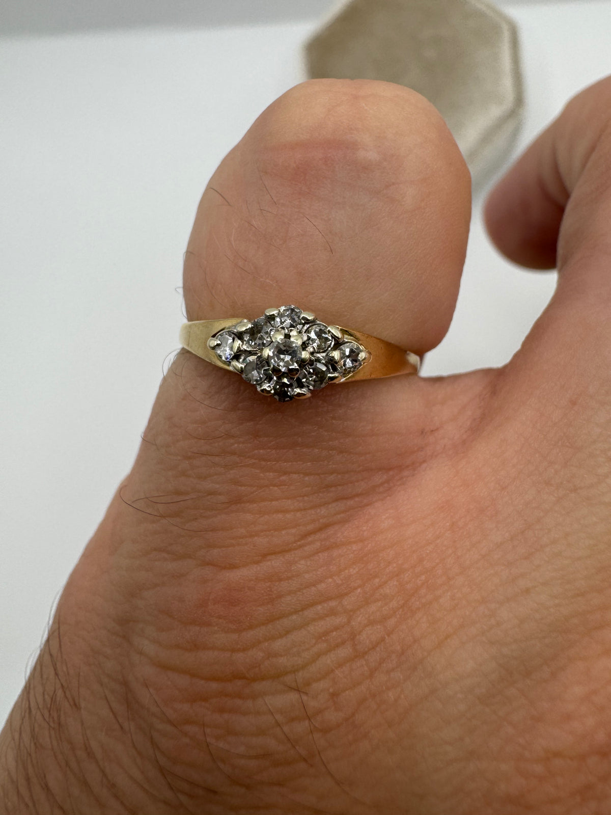 9ct gold diamond cluster ring