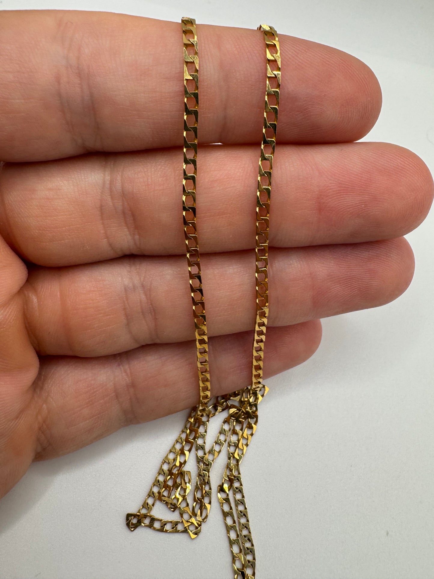 9ct gold chain 81 18”