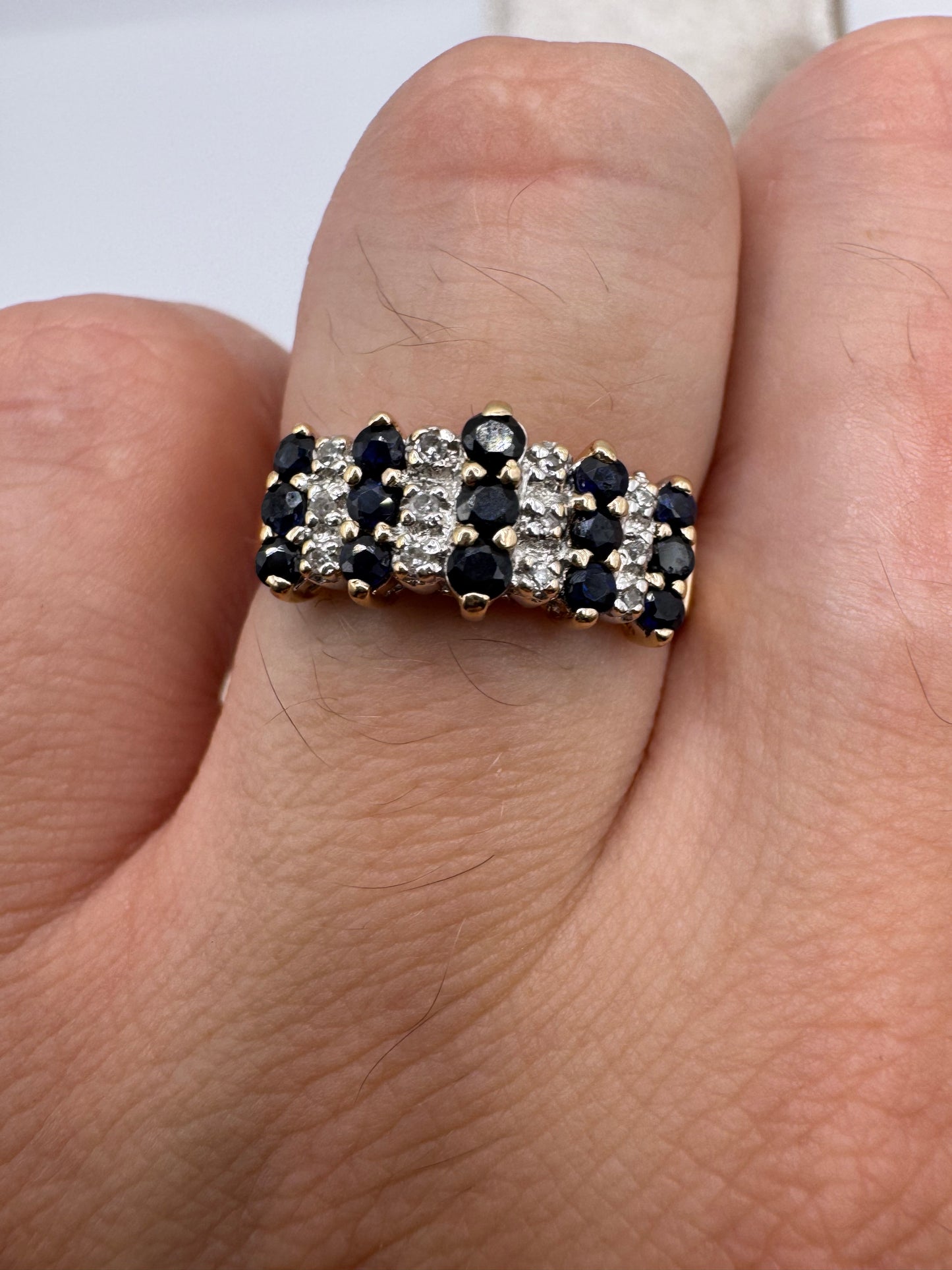 9ct gold sapphire and diamond ring