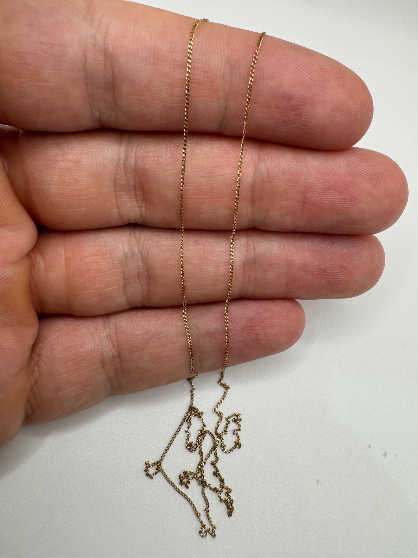 9ct gold chain 27