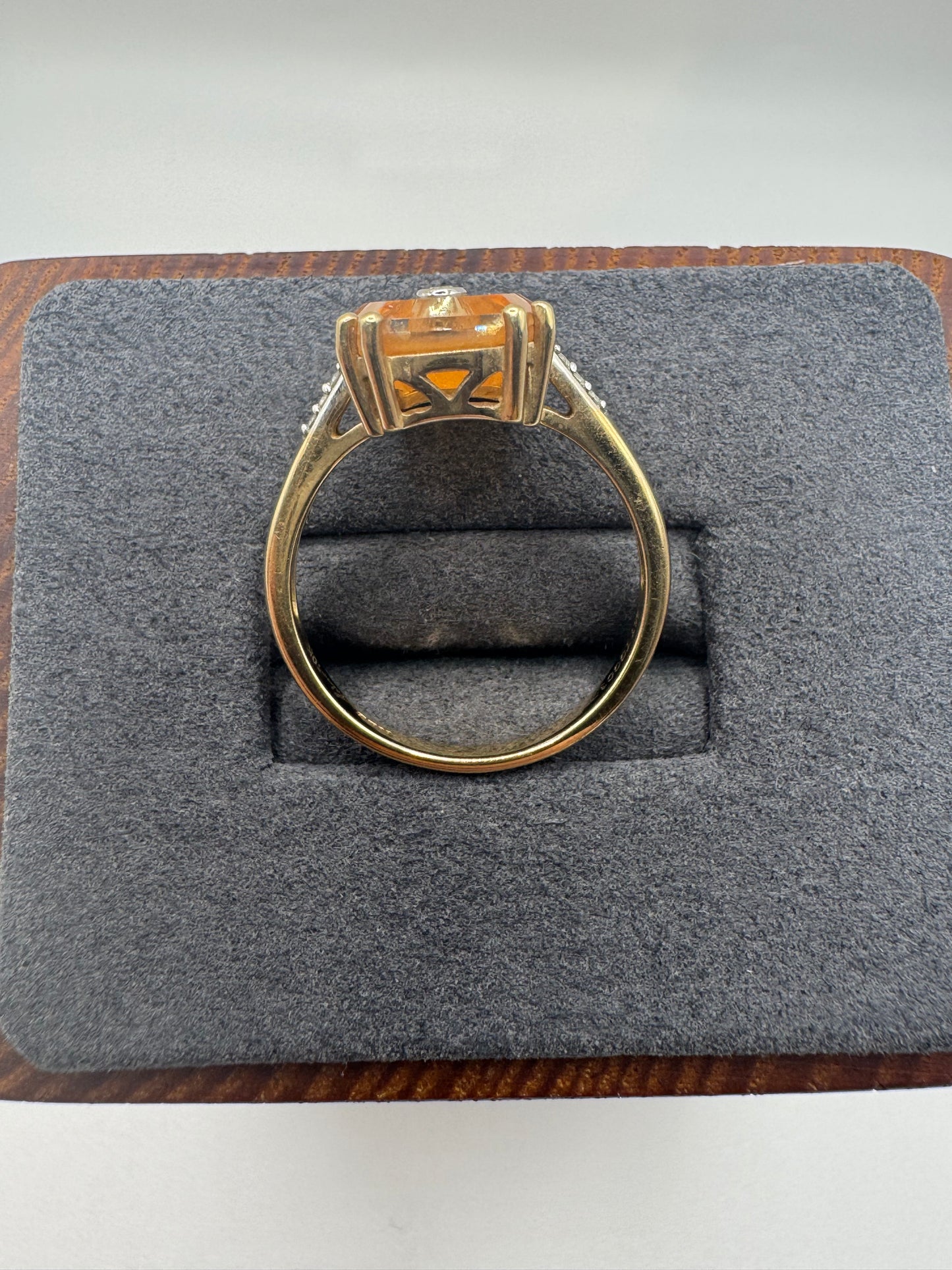 9ct gold Glen Lehrer topaz and diamond ring
