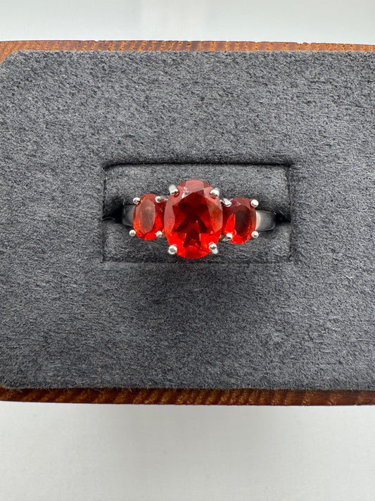 9ct white gold quartz ring