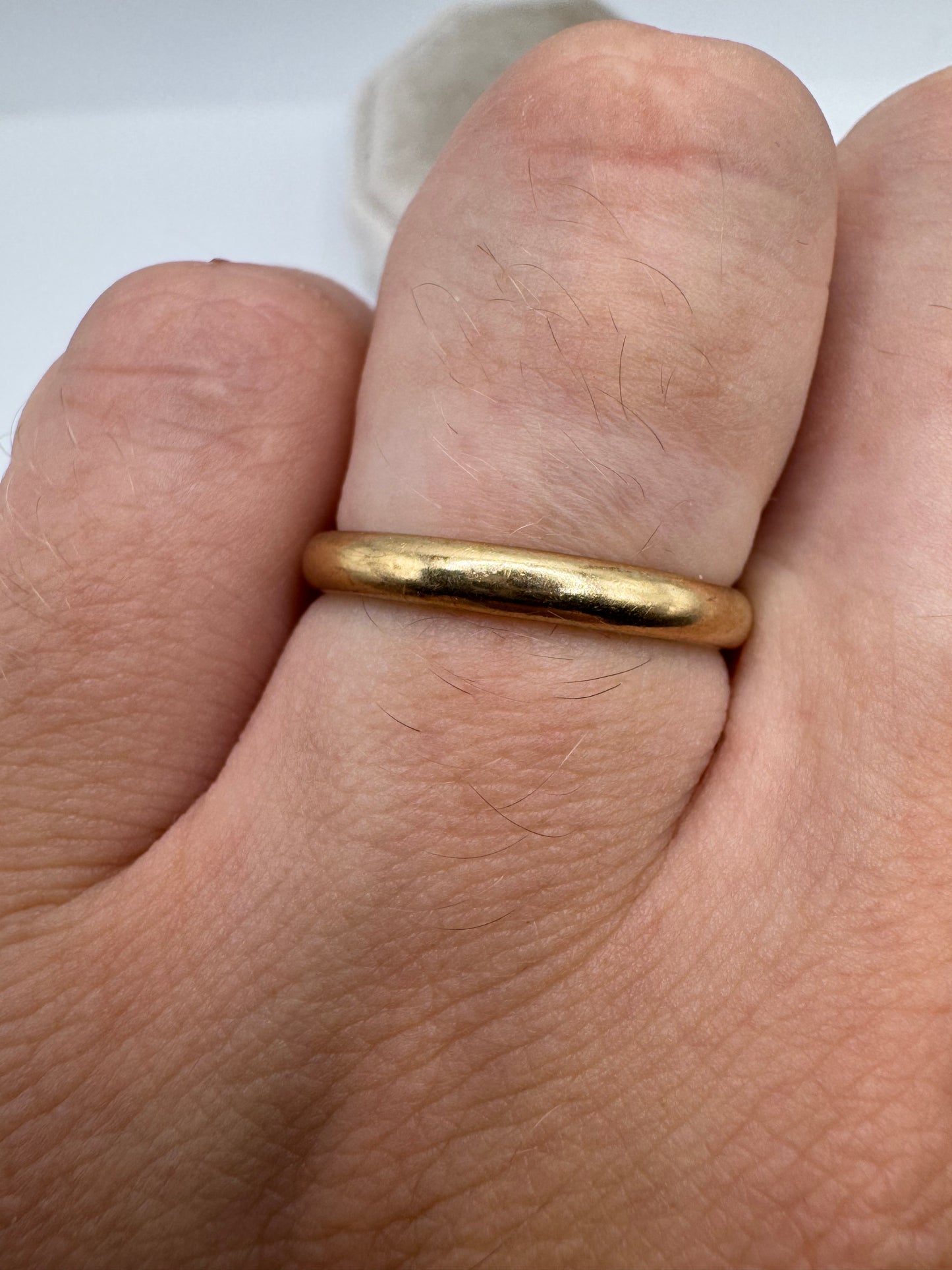 9ct gold plain band