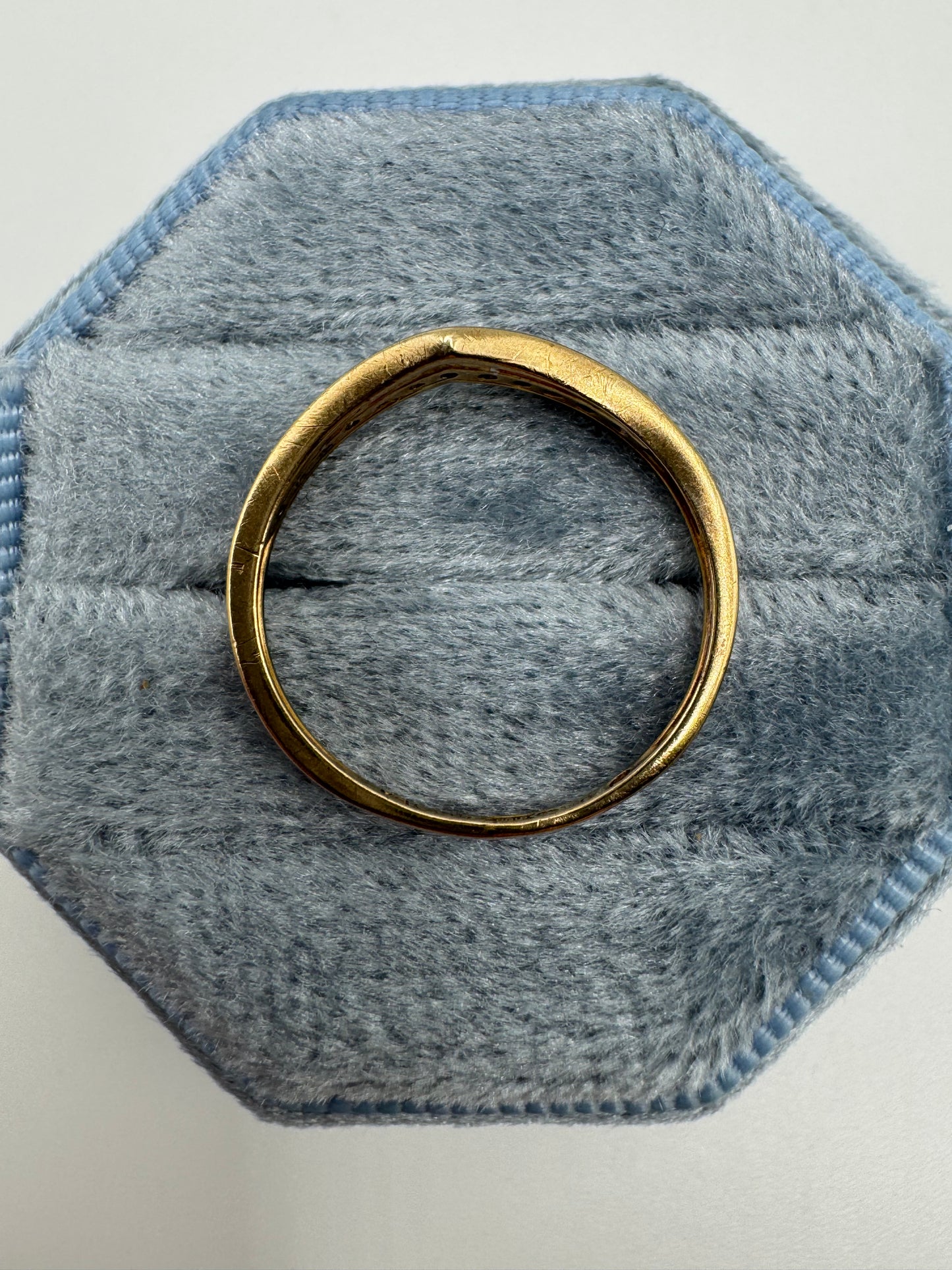9ct gold 20 point diamond wishbone ring