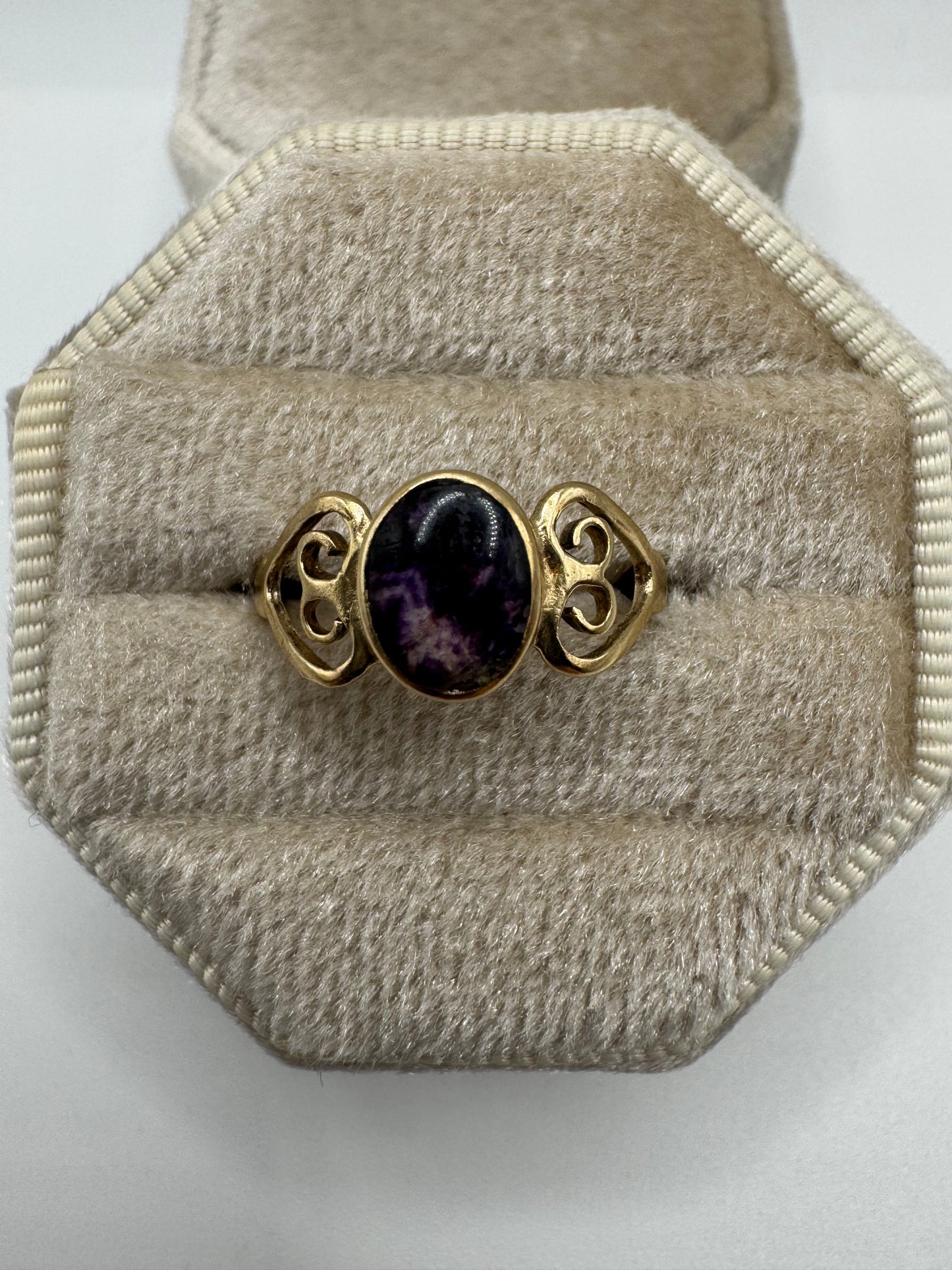 9ct gold blue john ring