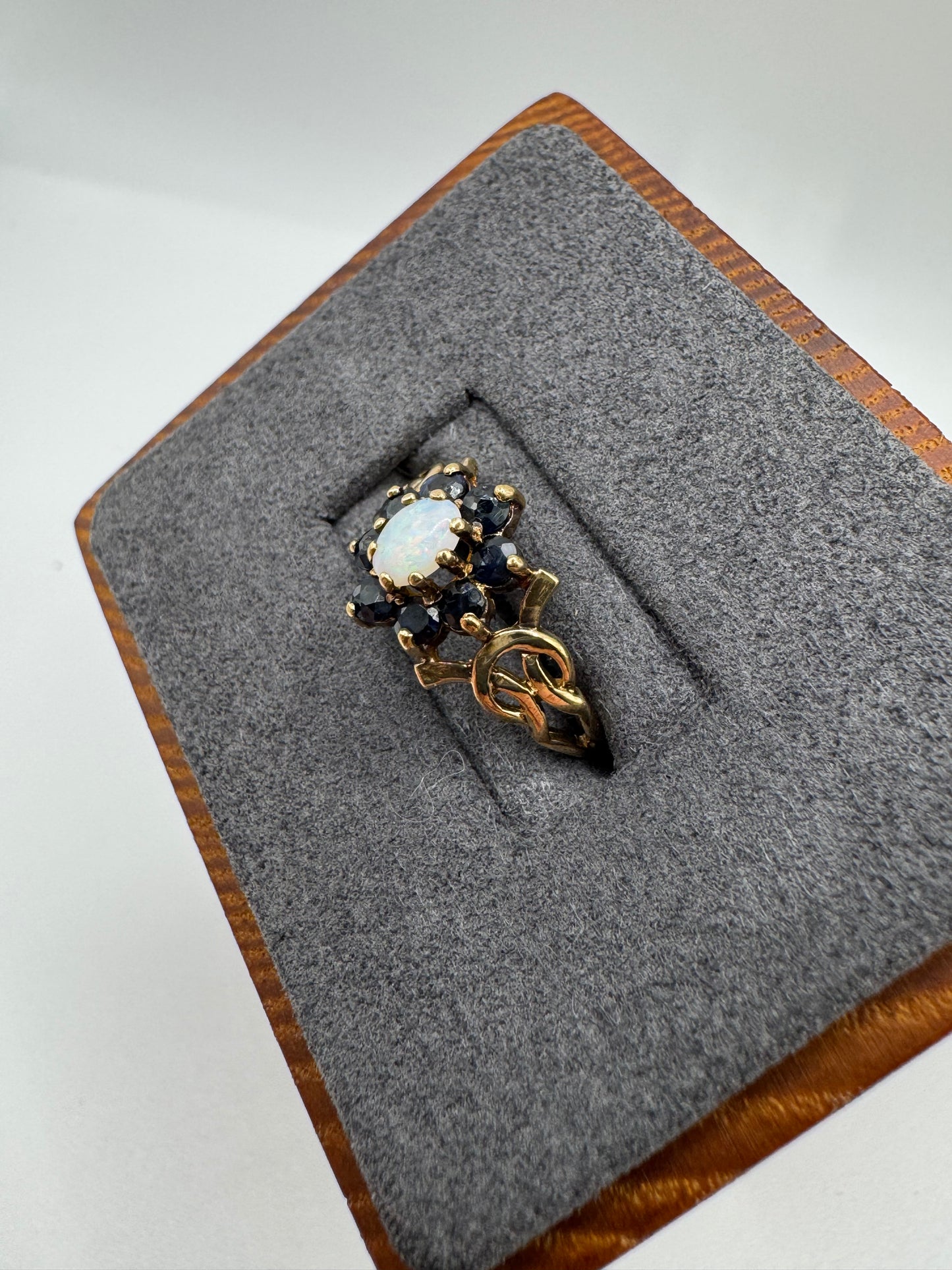 9ct gold opal and sapphire cluster ring