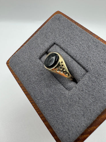 9ct gold onyx signet ring