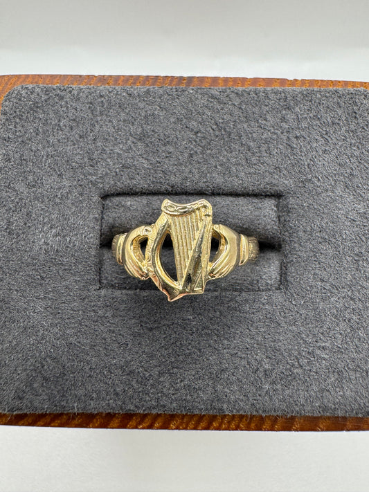 9ct gold harp ring