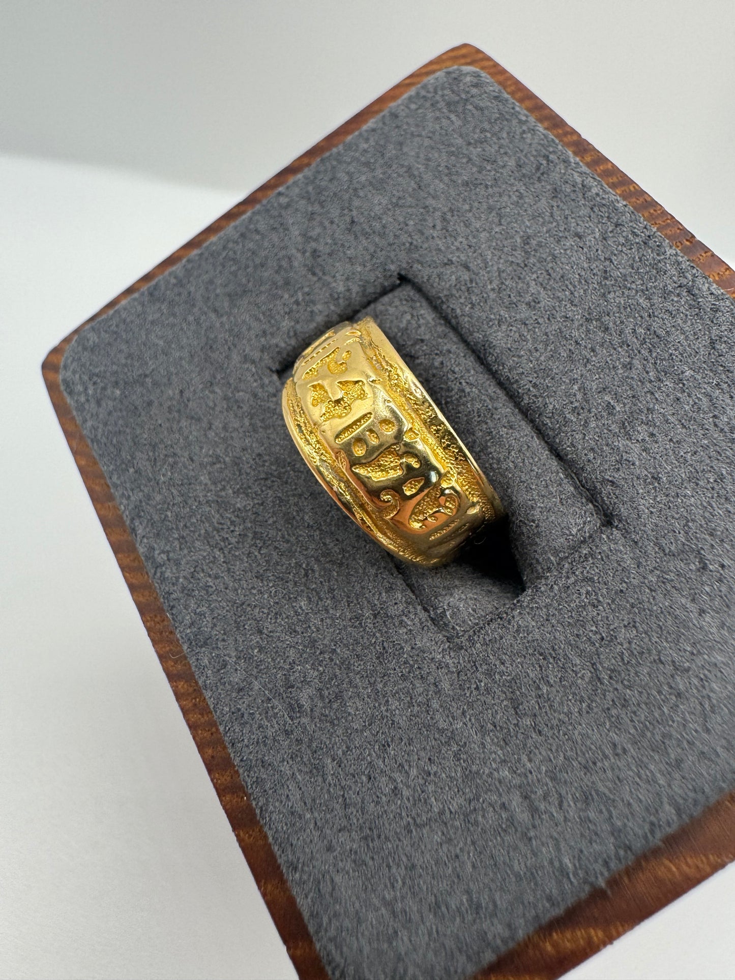 Antique 18ct gold mizpah ring