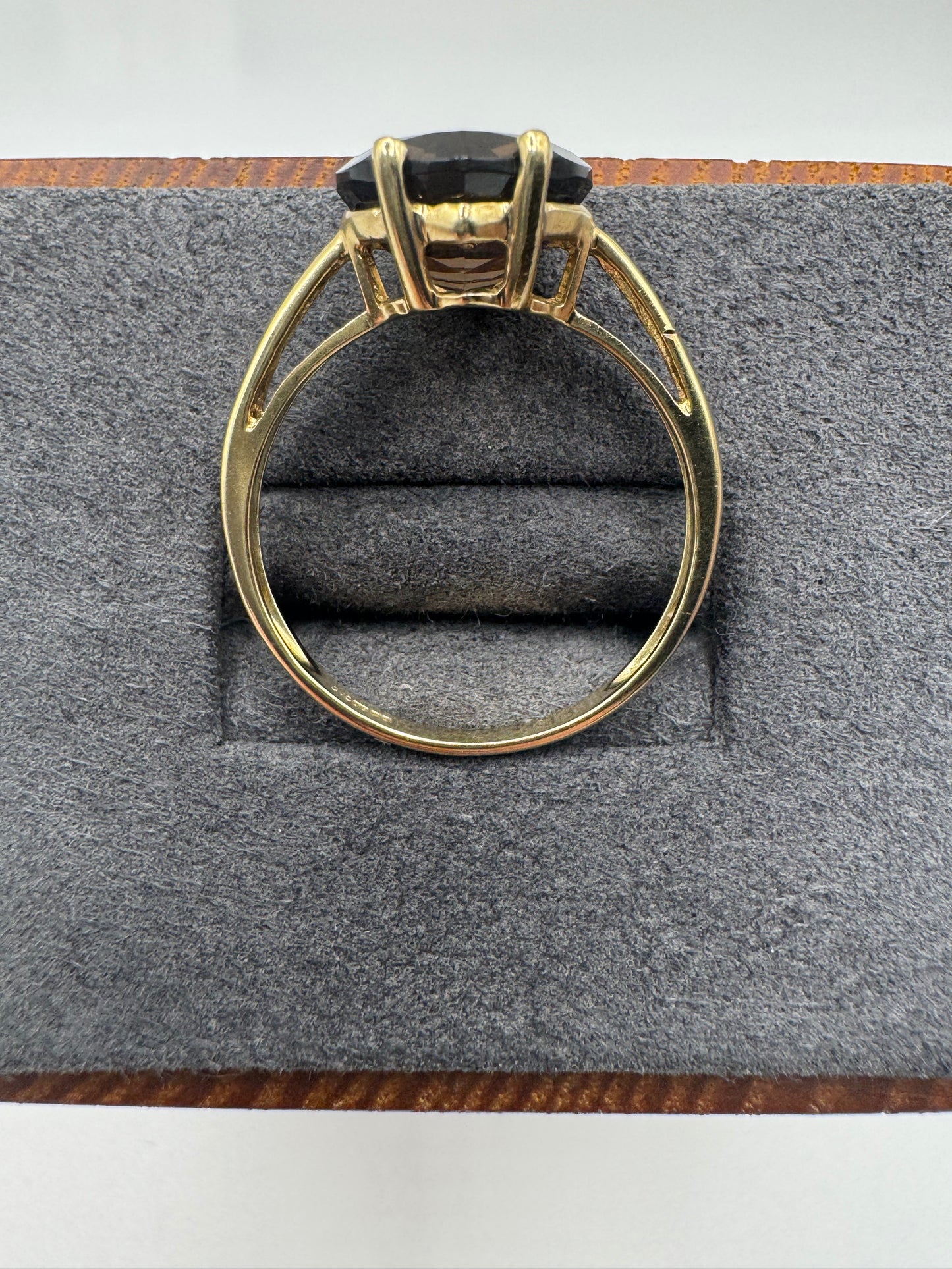 9ct gold Smokey quartz ring