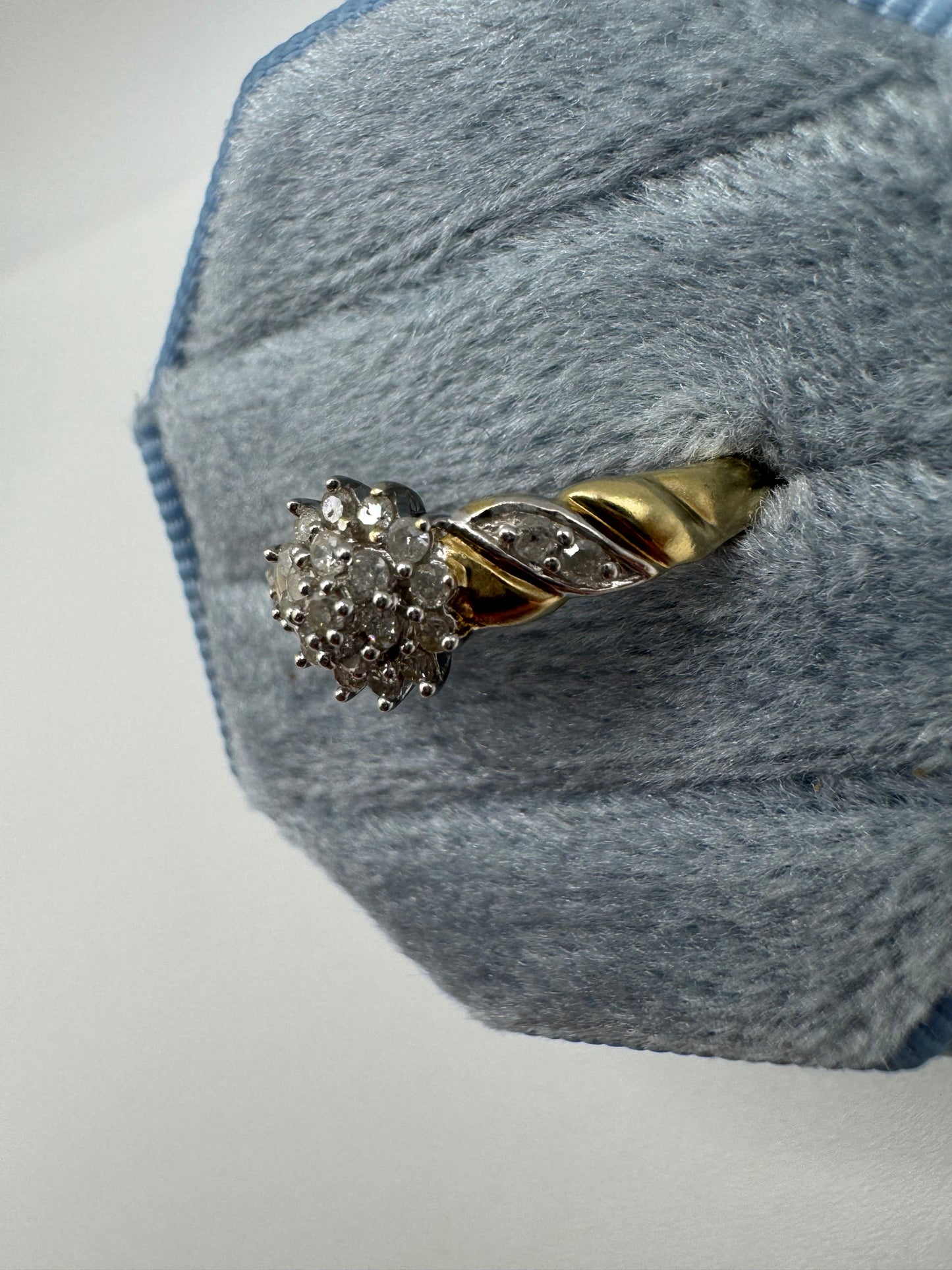 9ct gold diamond cluster ring