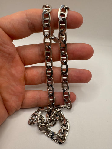 Silver double mariner link chain