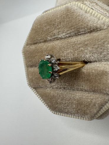 9ct gold emerald and diamond cluster ring