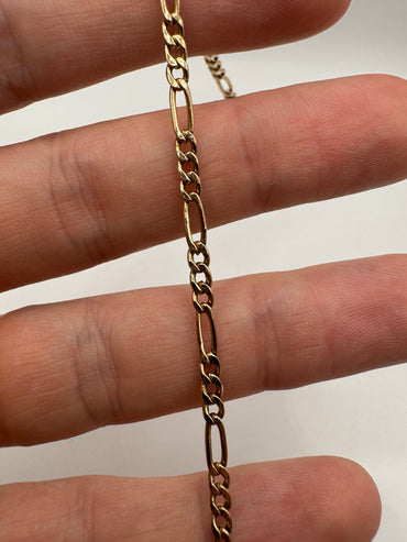9ct gold figaro style bracelet