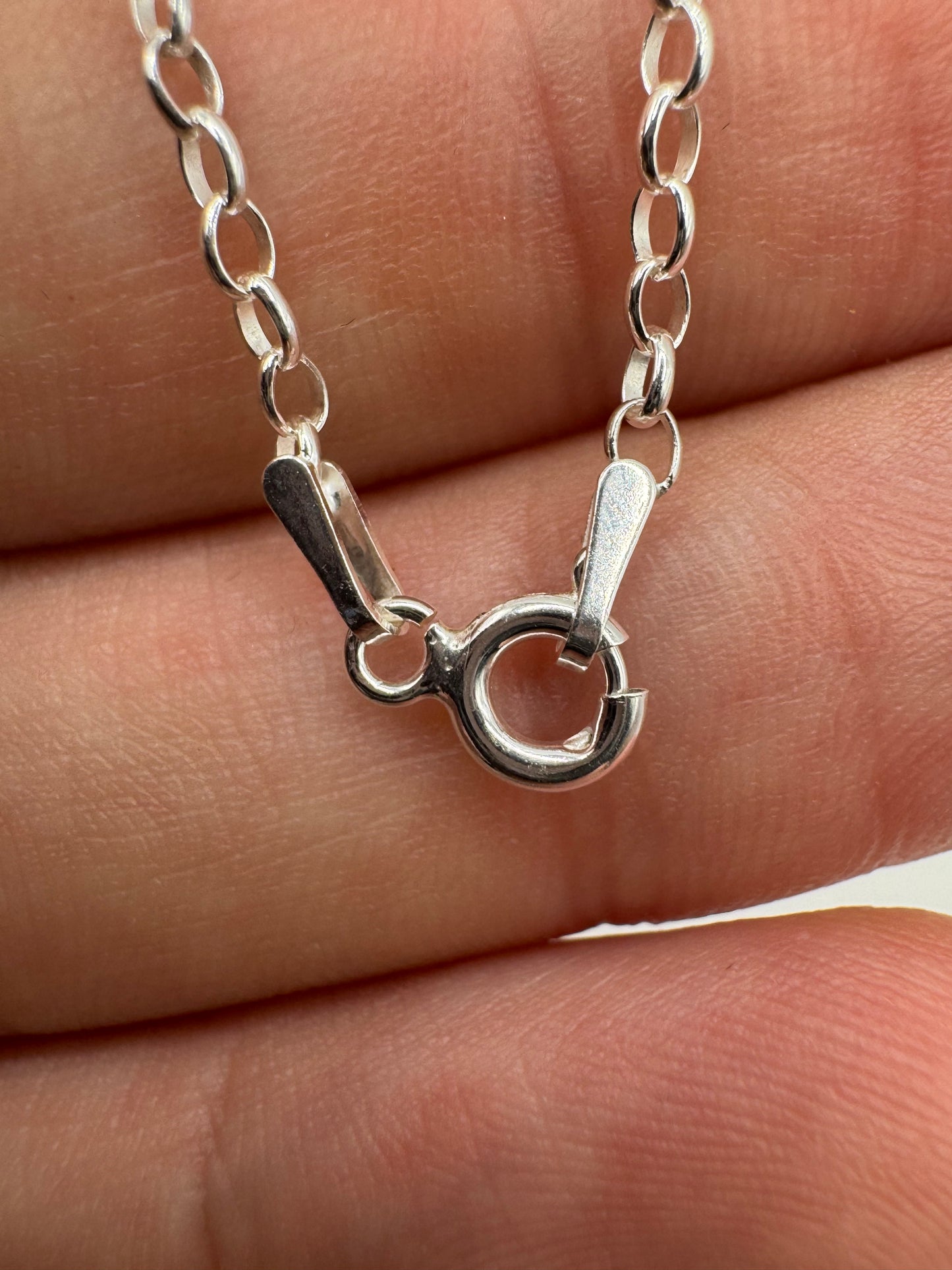 Silver belcher chain 5 22”
