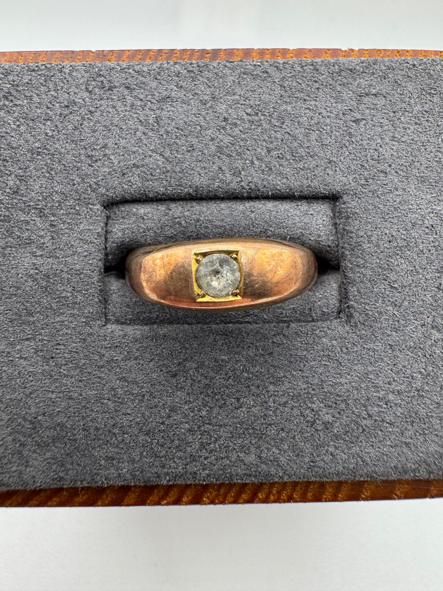 Antique 9ct rose gold paste signet ring