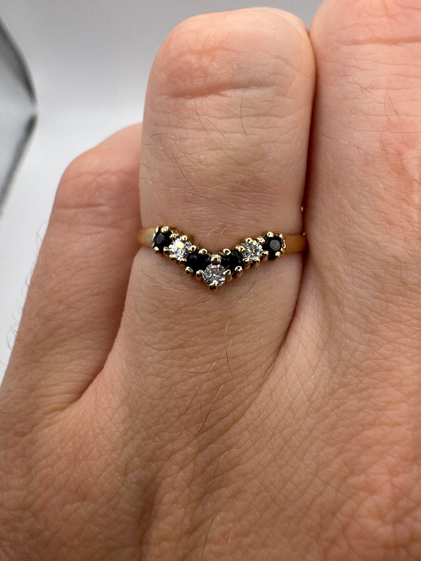 9ct gold sapphire and cz wishbone ring