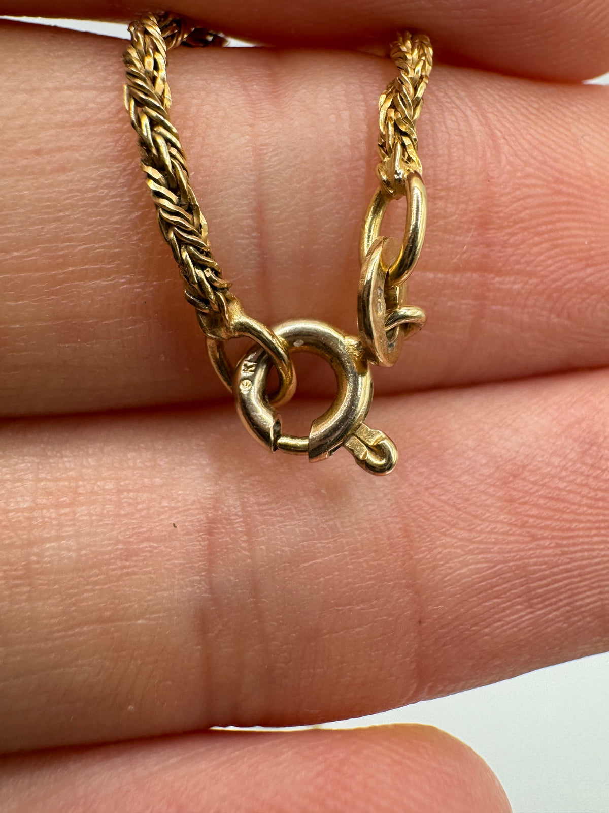 9ct gold chain 47 19”