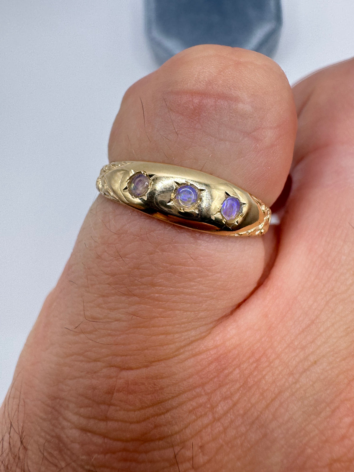 9ct gold engraved opal gypsy ring