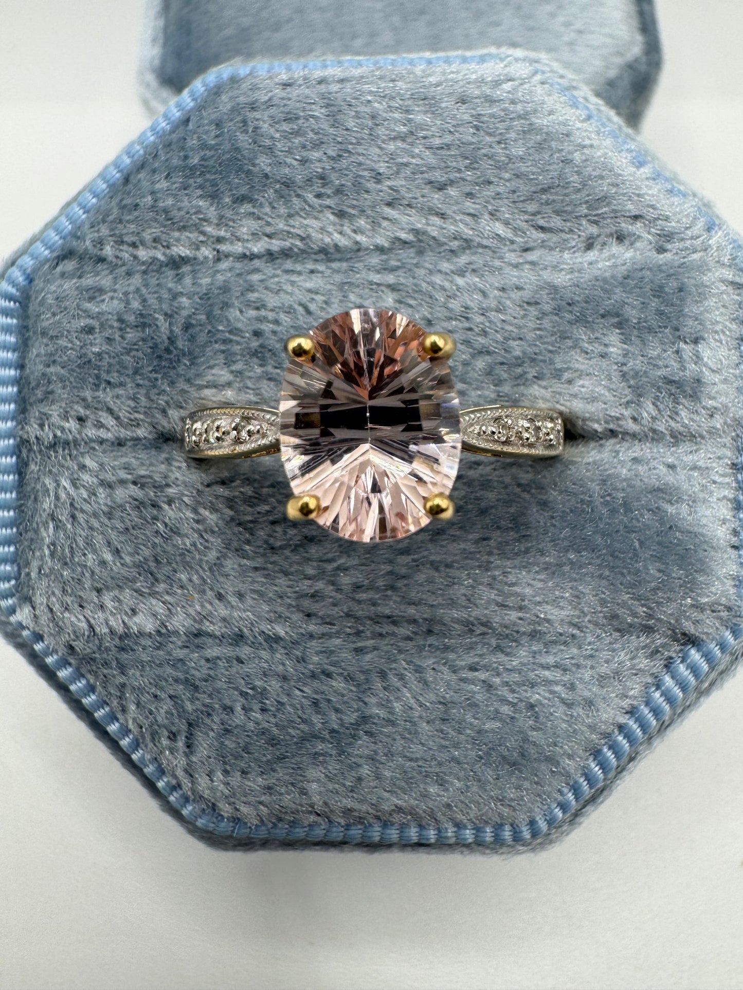9ct gold morganite and diamond cluster ring